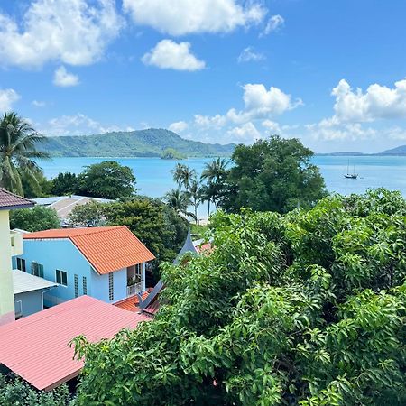 Sea Dreamer Beachfront Apartments Phuket Bagian luar foto