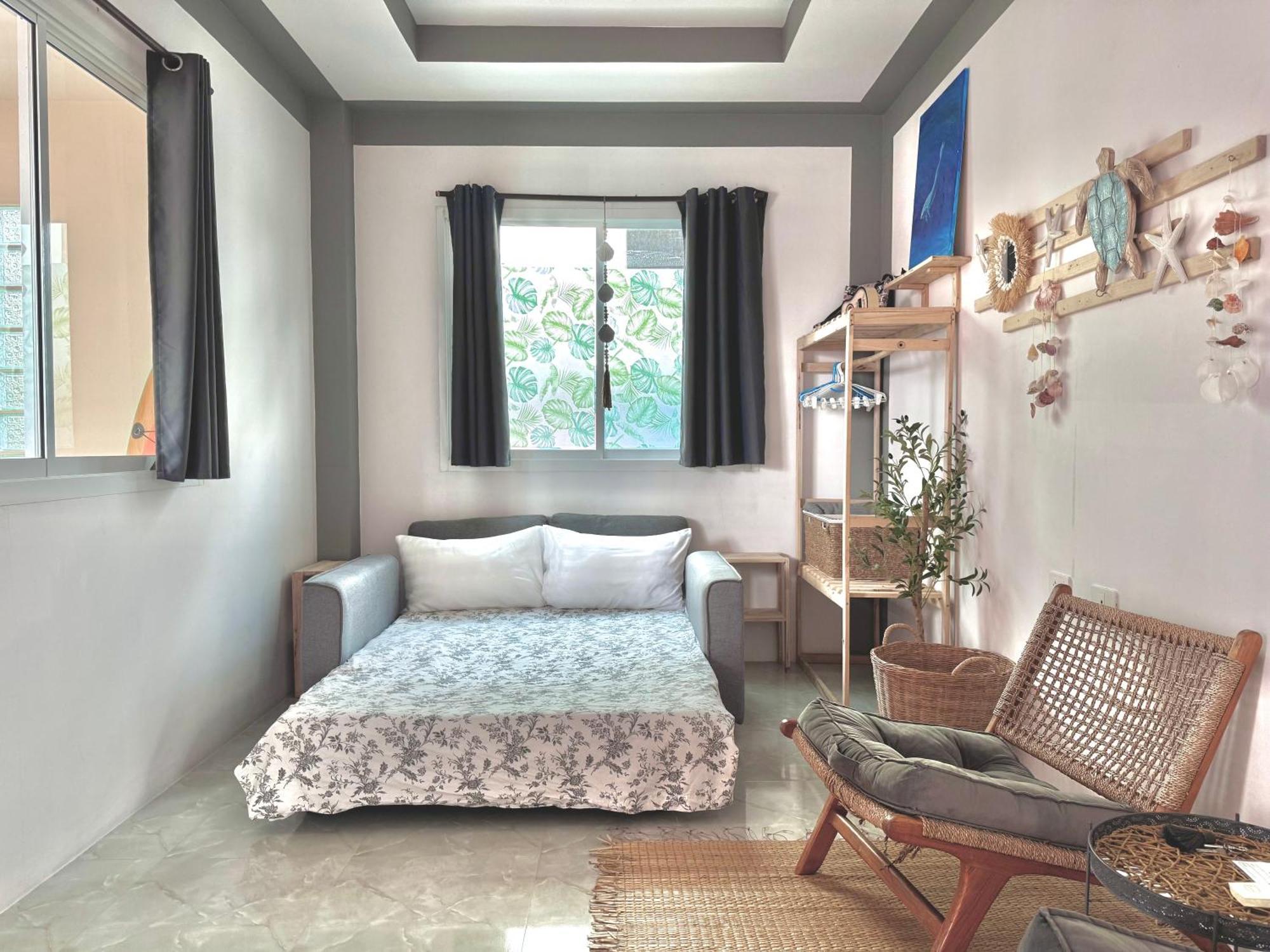 Sea Dreamer Beachfront Apartments Phuket Bagian luar foto